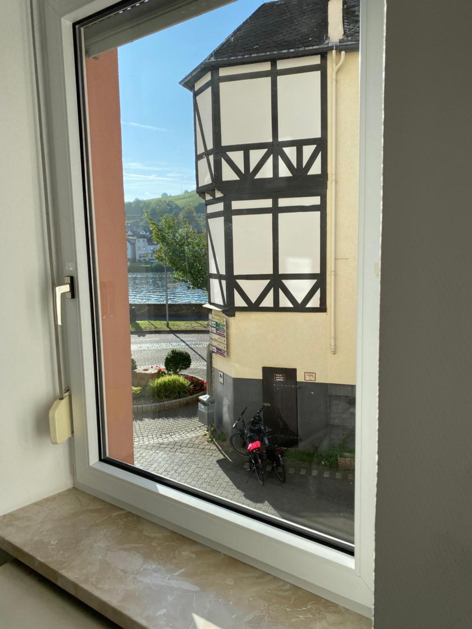 Ferienwohnung Zentral An Der Moselpromenade 첼 안 데어 모젤 외부 사진
